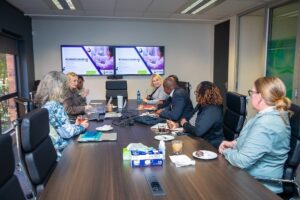 ASLM and the Wits Diagnostic Innovation Hub Explore Partnership to Reimagine the Future of Diagnostics