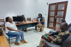 Members of the LabCoP Mgt Team, Mariamo Assane and Charles KI-ZERBO visit the Ministry of Health with Dr Sequeira, Dr Barreto, and Dr Batista