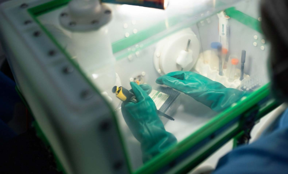 When an Outbreak Hits, the Laboratory Moves Closer